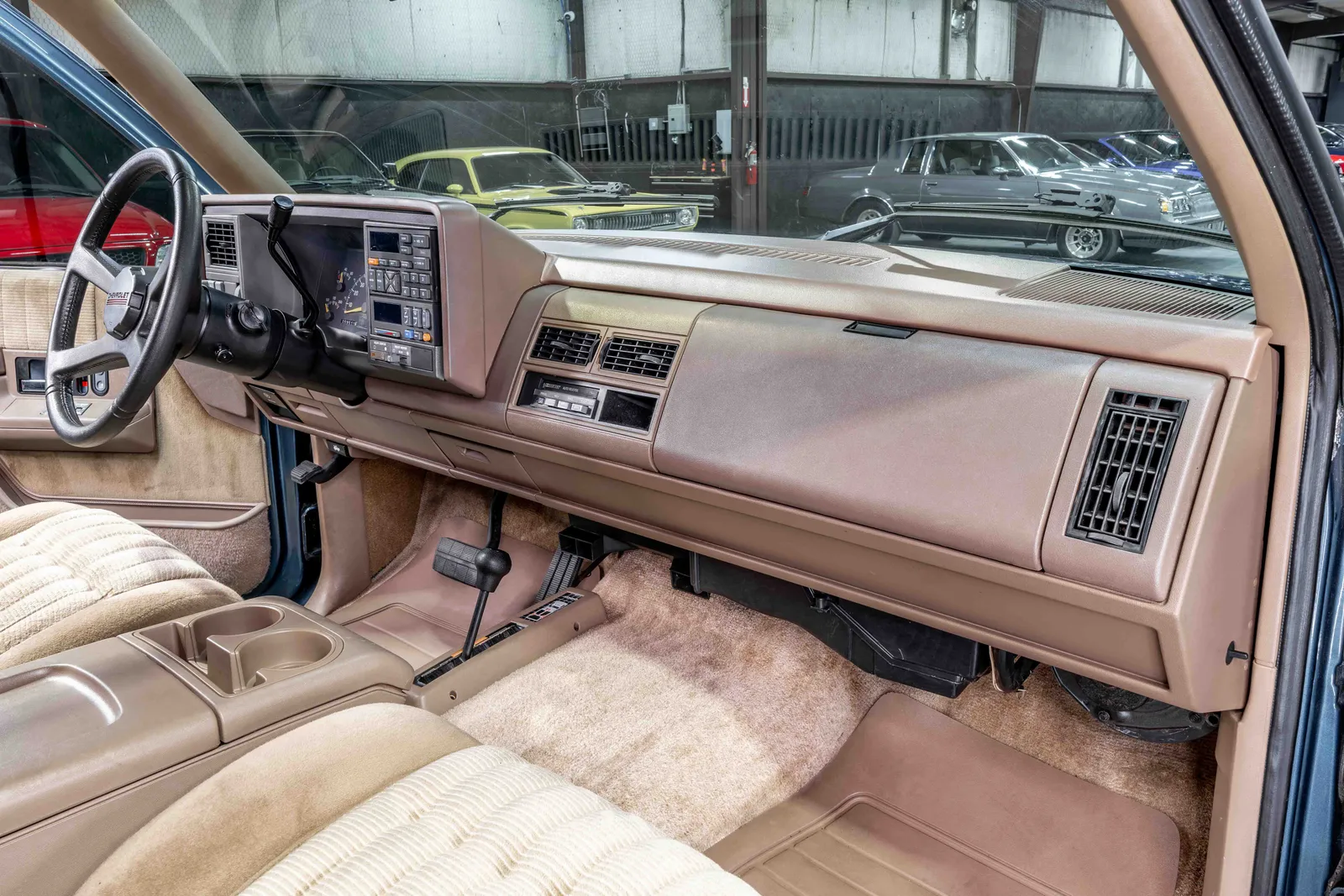 1994-Chevrolet-Blazer-Medium Dark Teal Metallic-1GNEK18K2RJ324769--49.jpg
